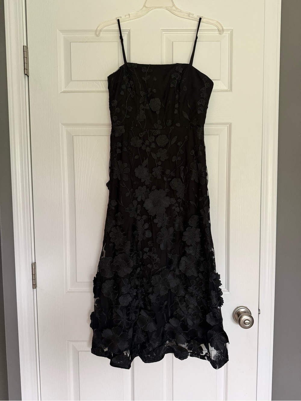 Lulu's Black Floral Applique Midi Dress